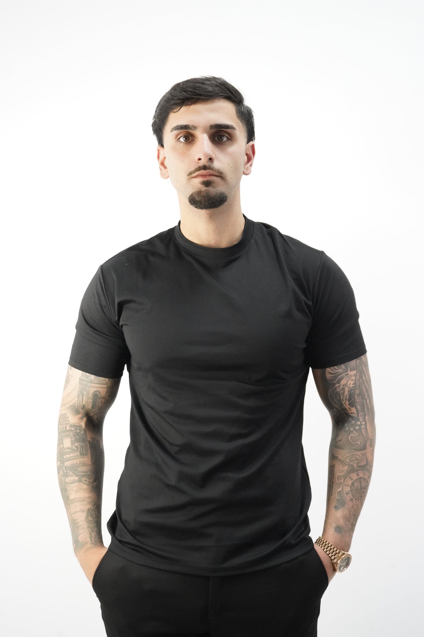 ONYX BLACK T-SHIRT