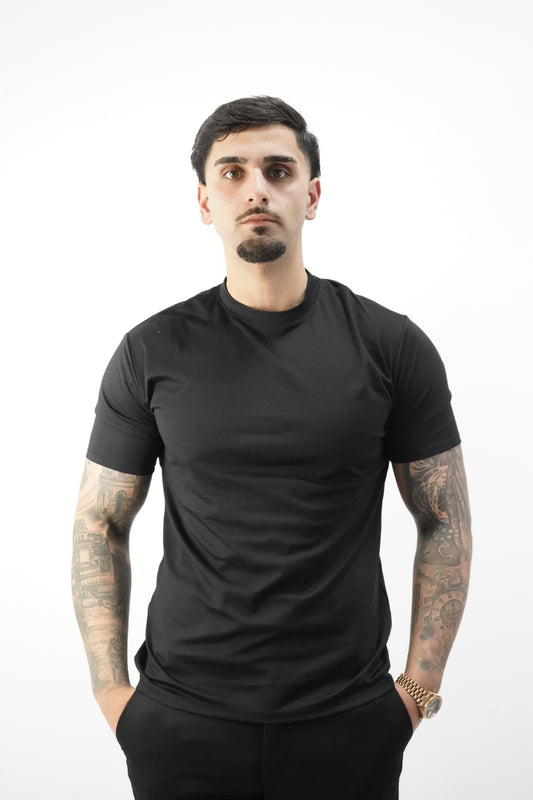 ONYX BLACK T-SHIRT