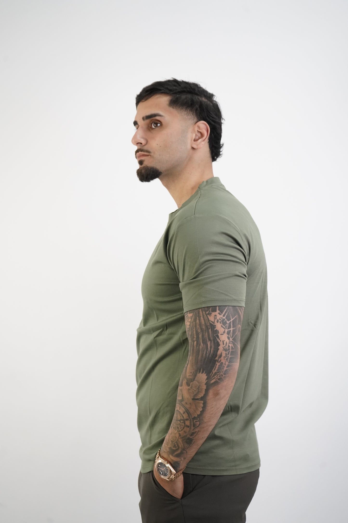 GREEN T-SHIRT