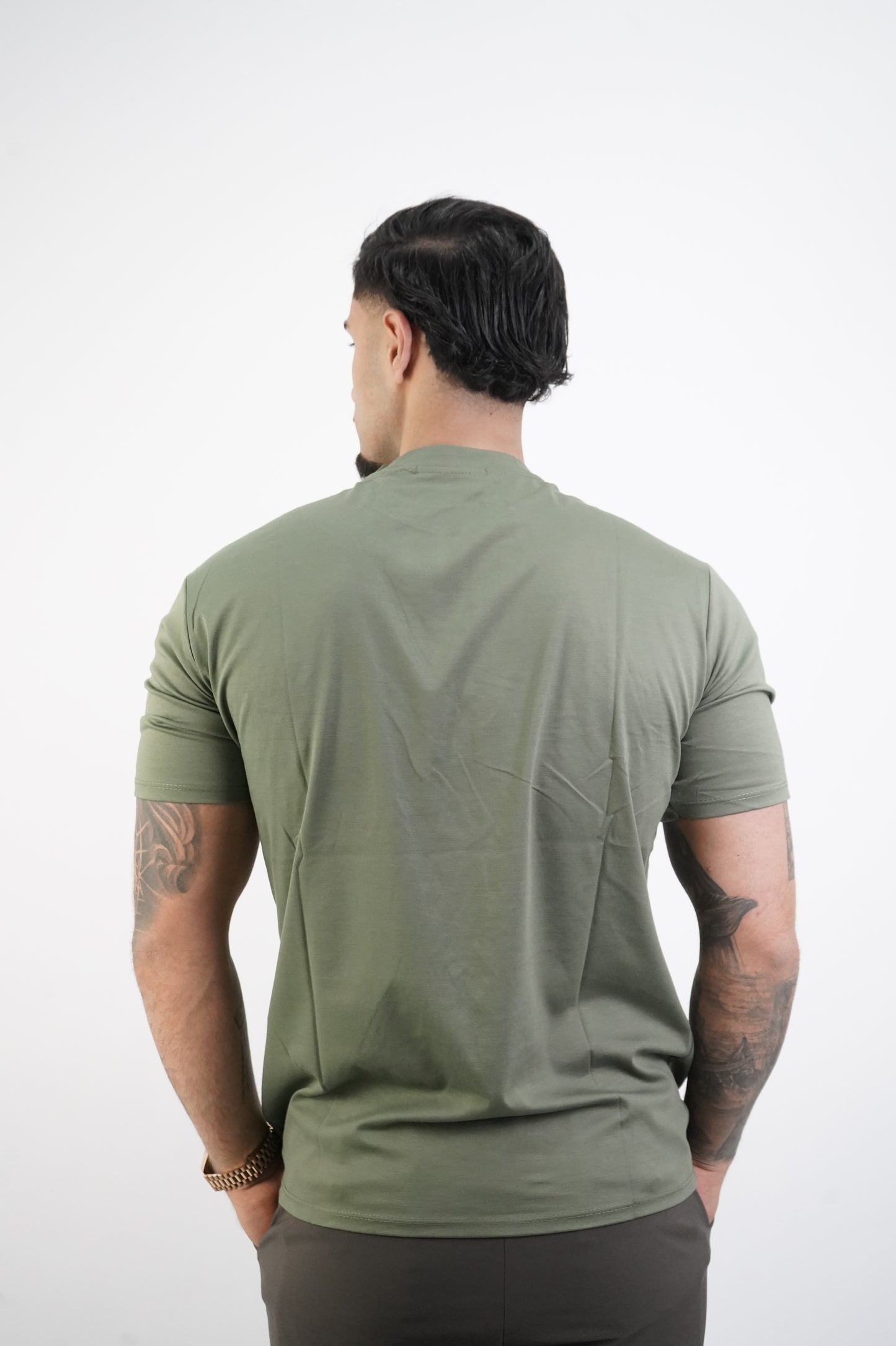 GREEN T-SHIRT