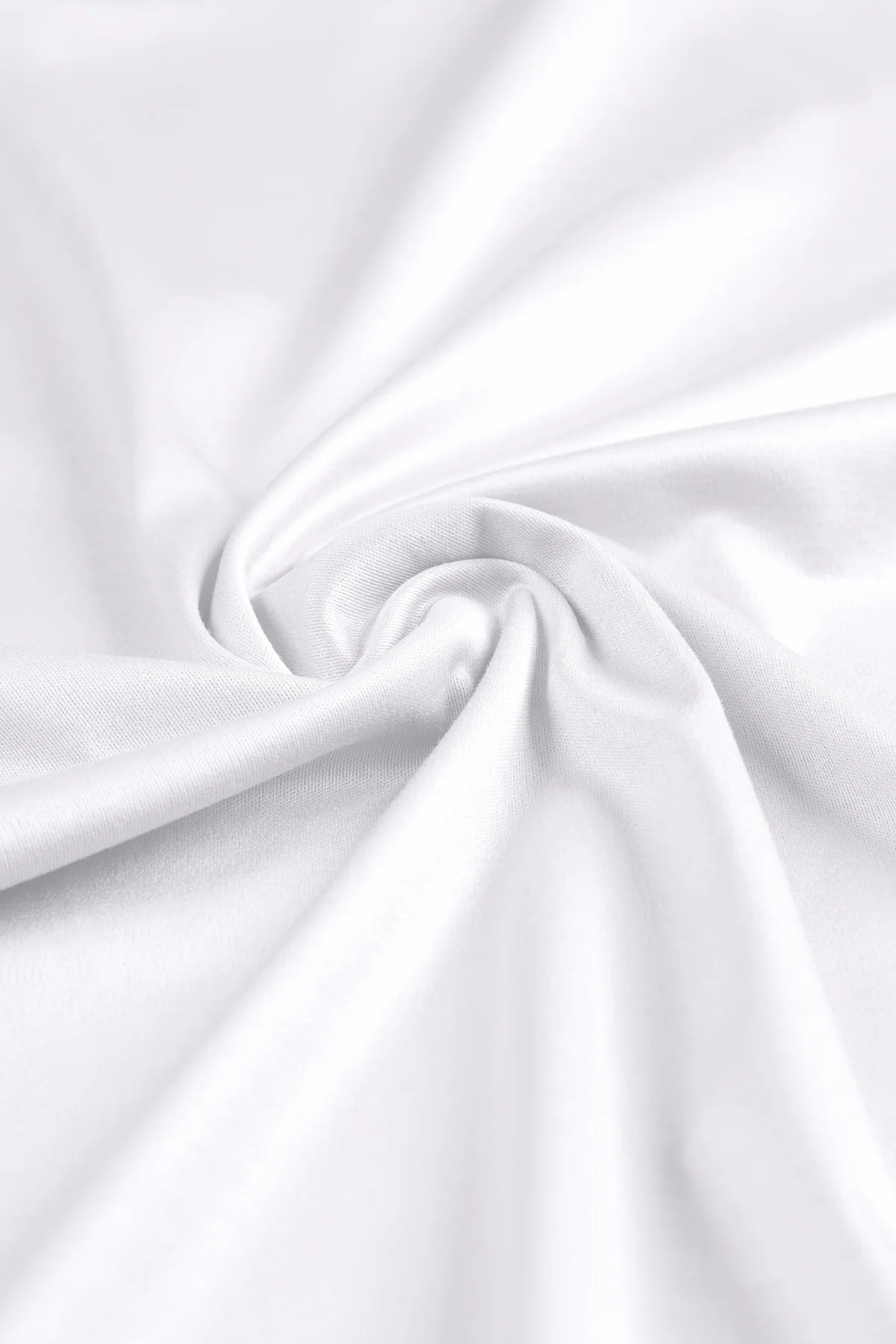 CLASSIC WHITE T-SHIRT