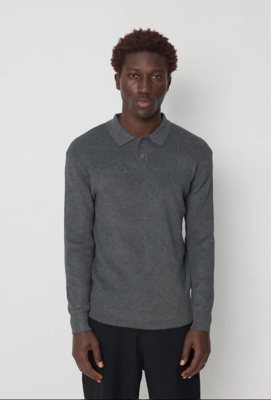 "Vivant" Polo